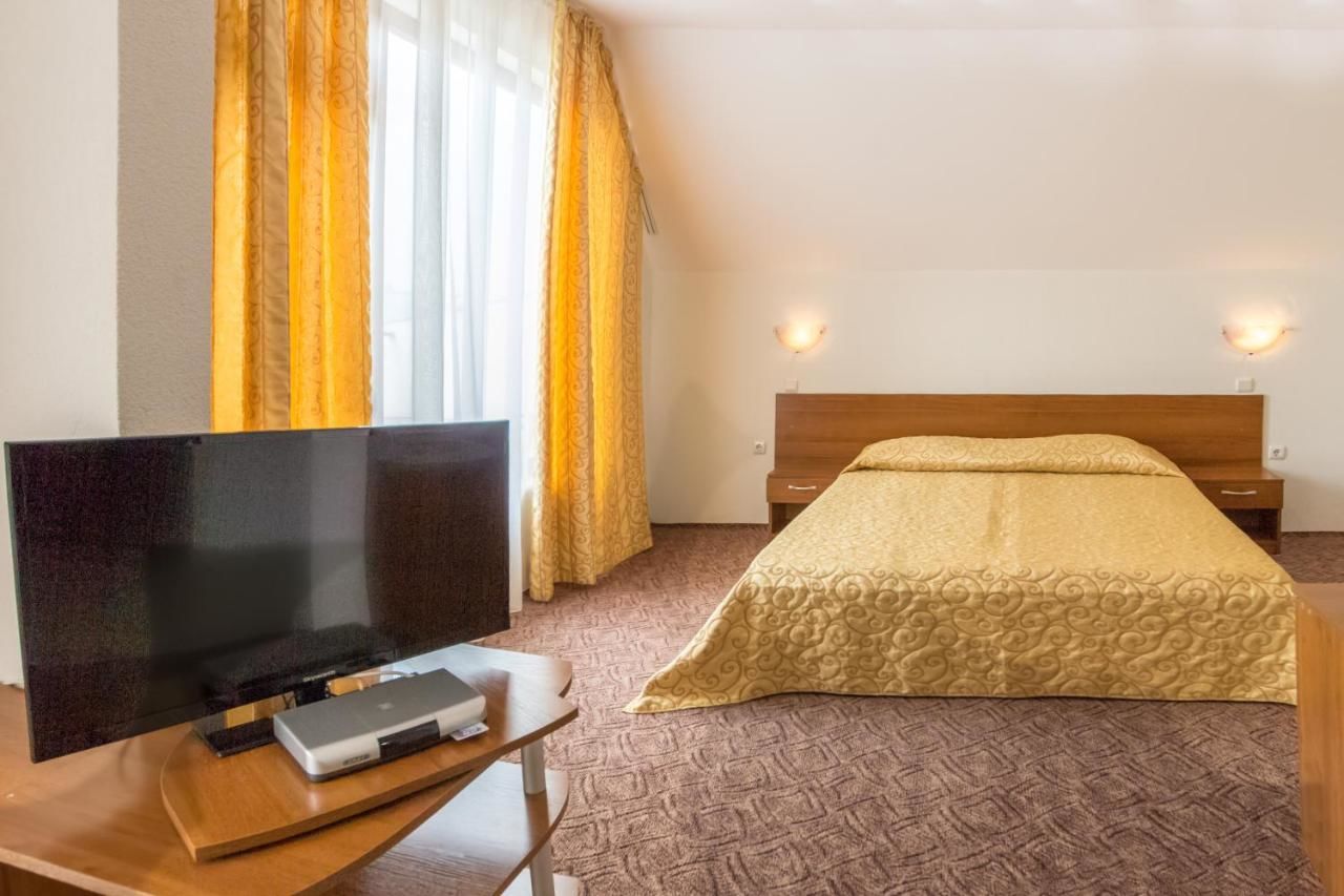Отель Hotel Genada Свети-Влас